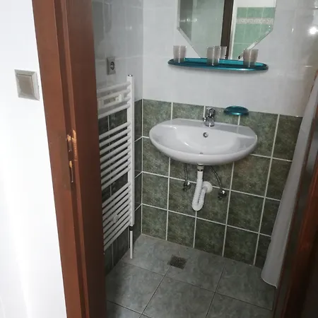 Pod Kaplickou شقة *